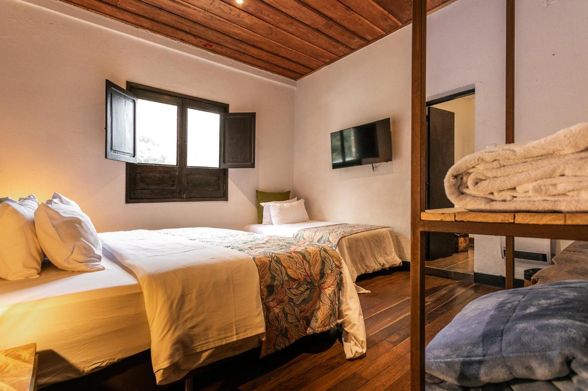 Hotel Termales Del Ruiz Gallinazo  Camera foto